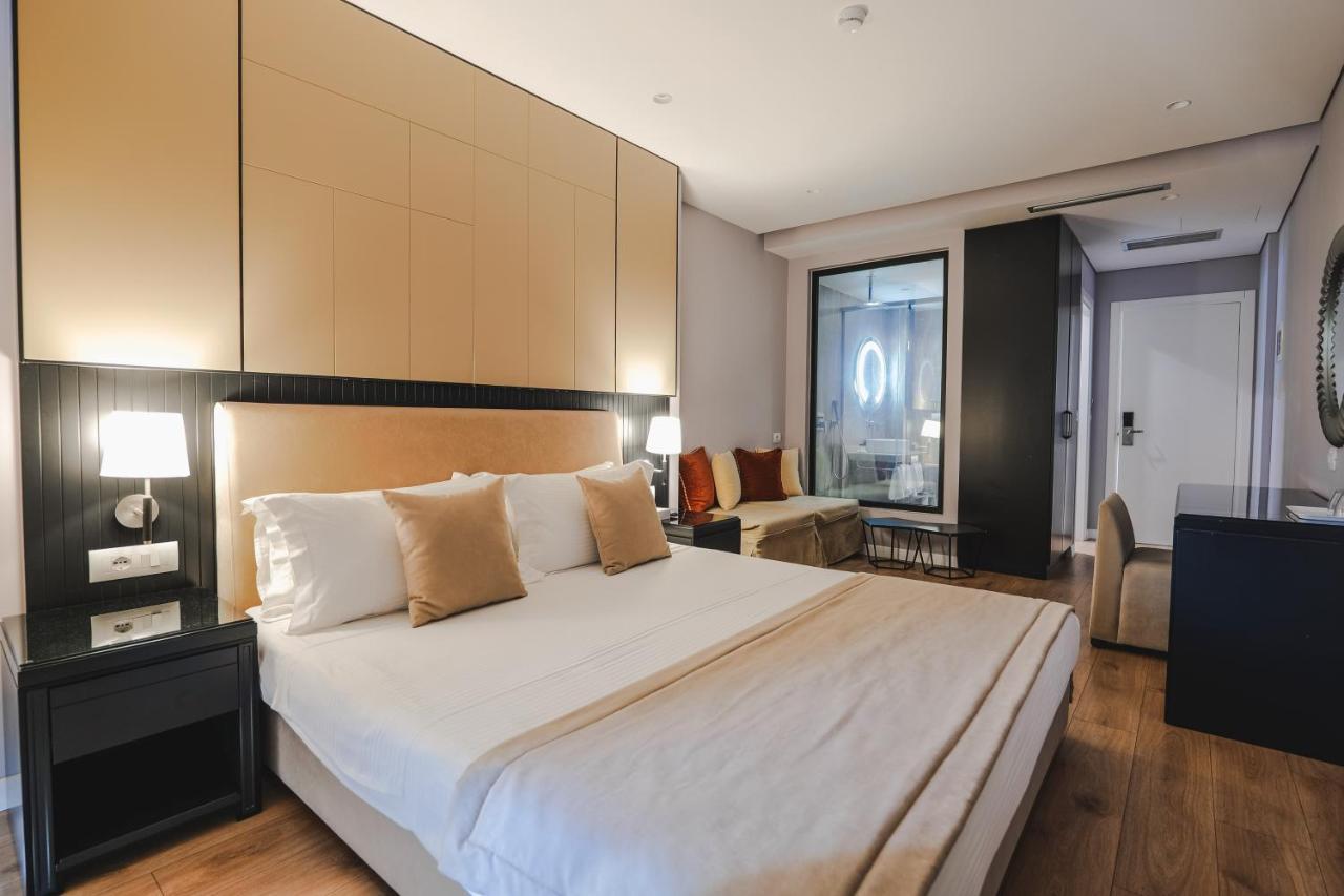 Hotel Oasis ซารานเดอ ภายนอก รูปภาพ