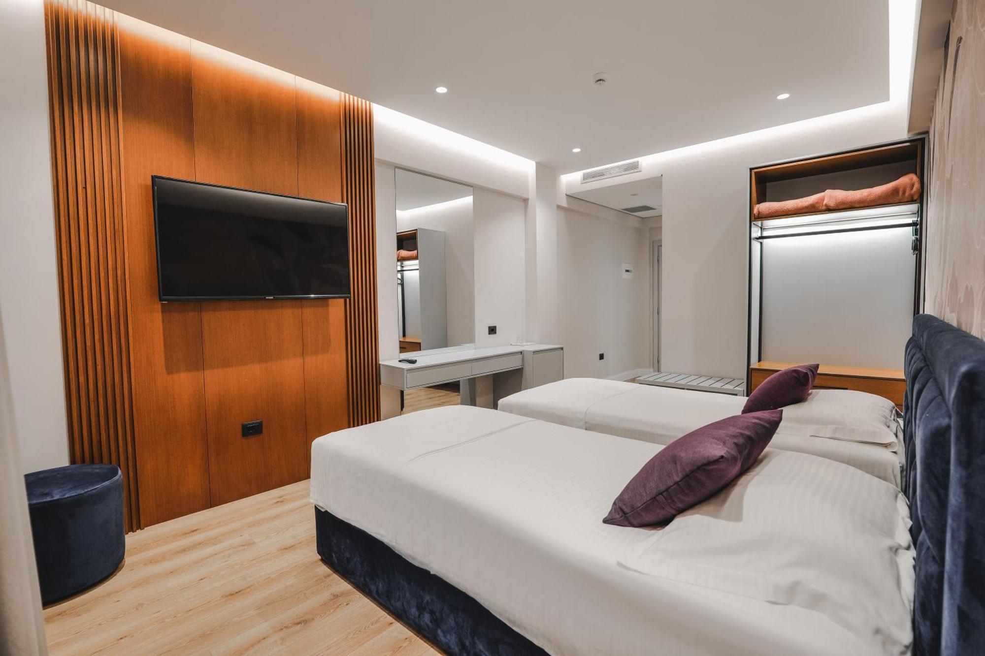 Hotel Oasis ซารานเดอ ภายนอก รูปภาพ